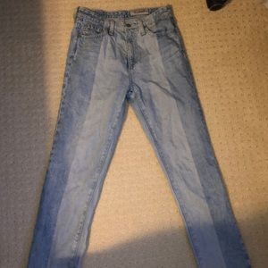 Light wash two toned jeans with raw hem